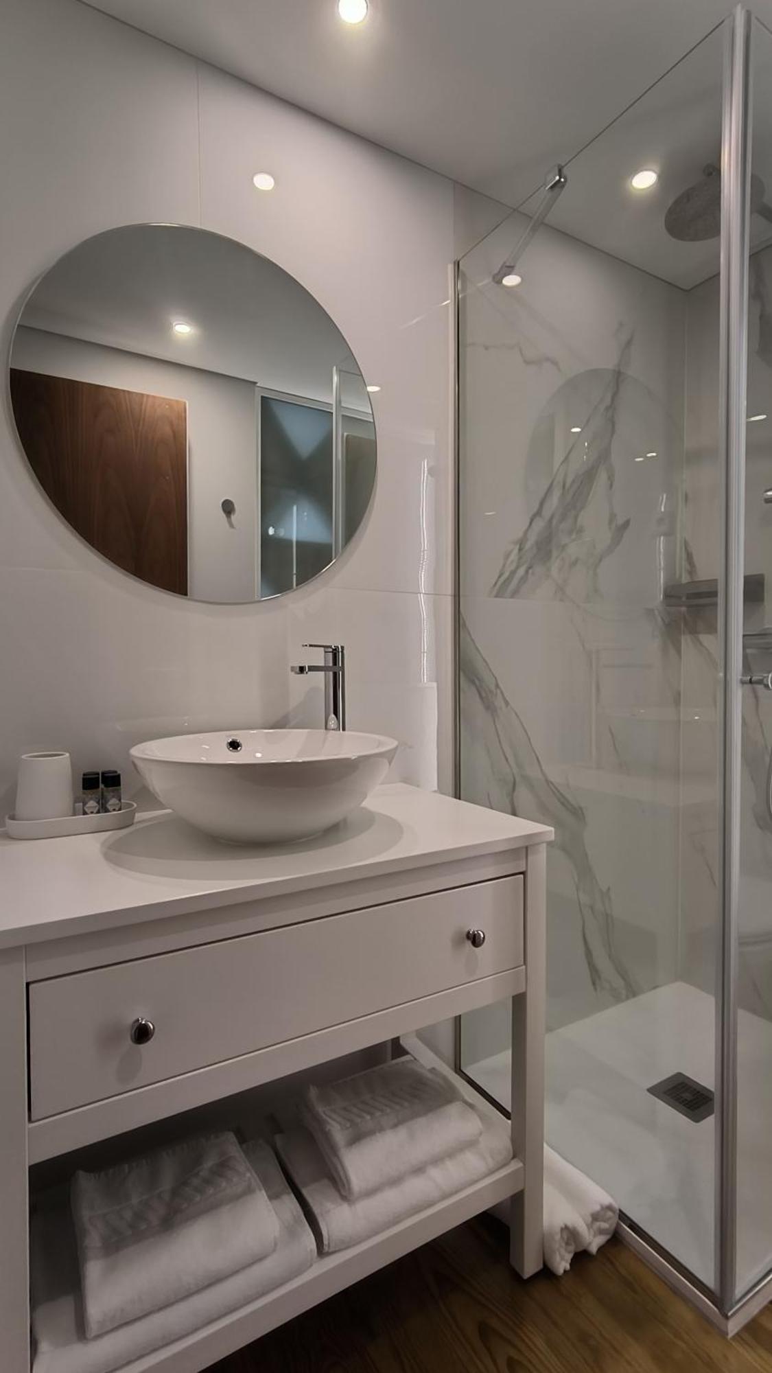 גימראייש Domi Suites & Studios מראה חיצוני תמונה