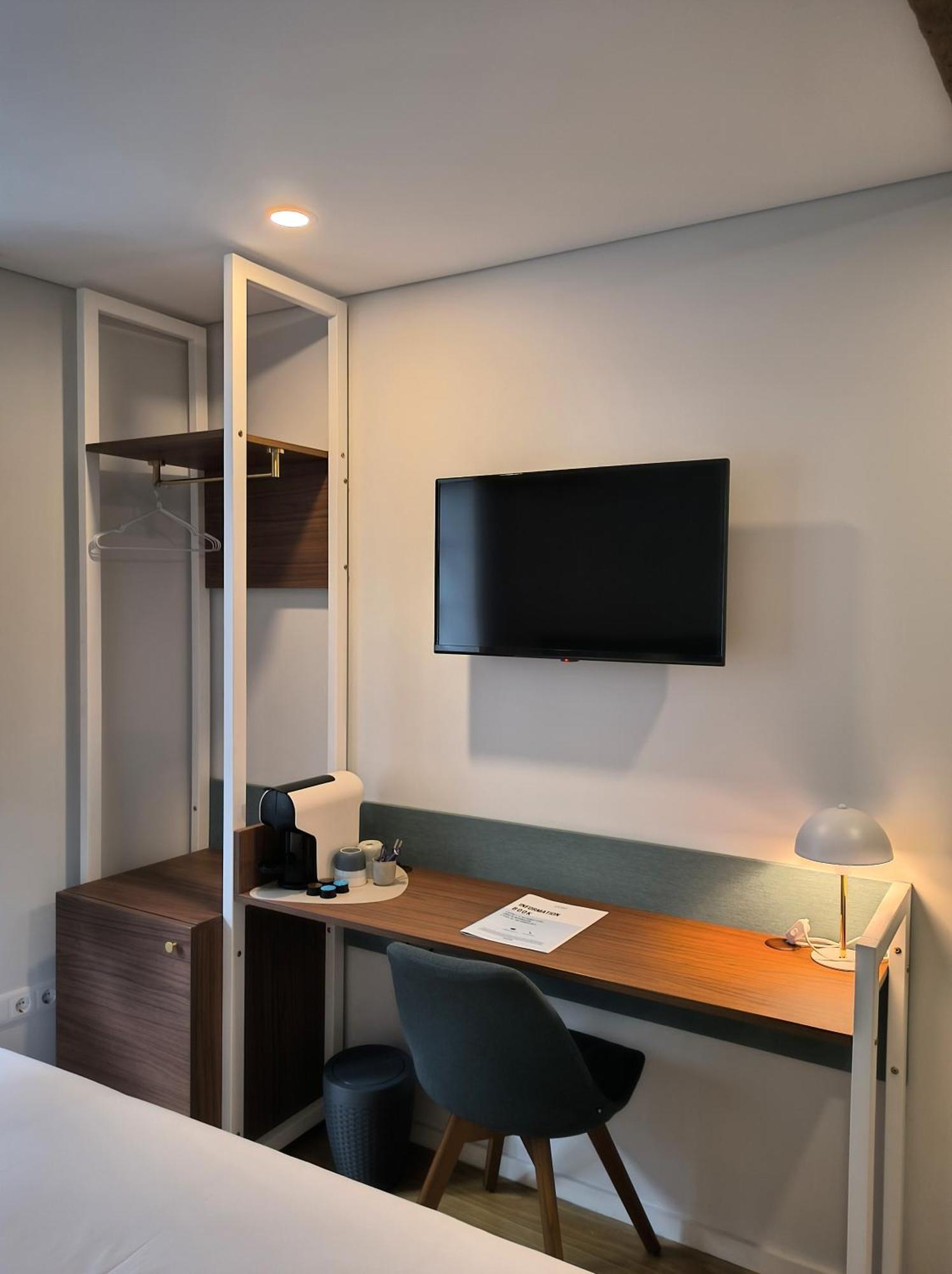 גימראייש Domi Suites & Studios מראה חיצוני תמונה